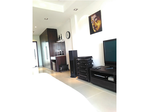 Jomtien Hill Resort condo