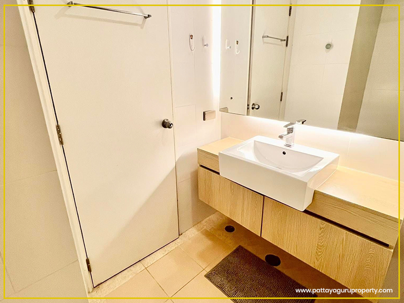 Atlantis Condo Resort 